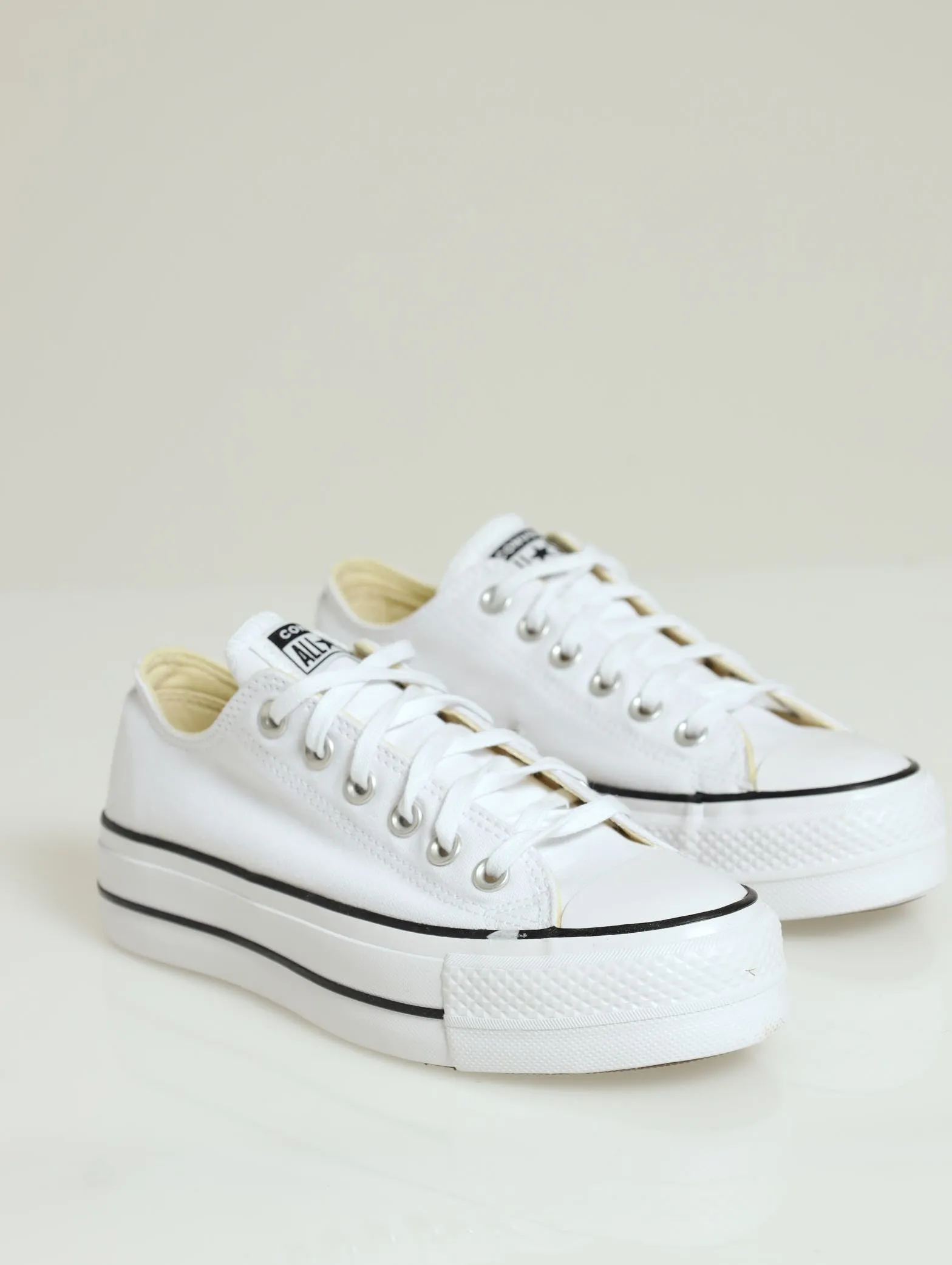 All Star Chuck Taylor Lift Platform - White