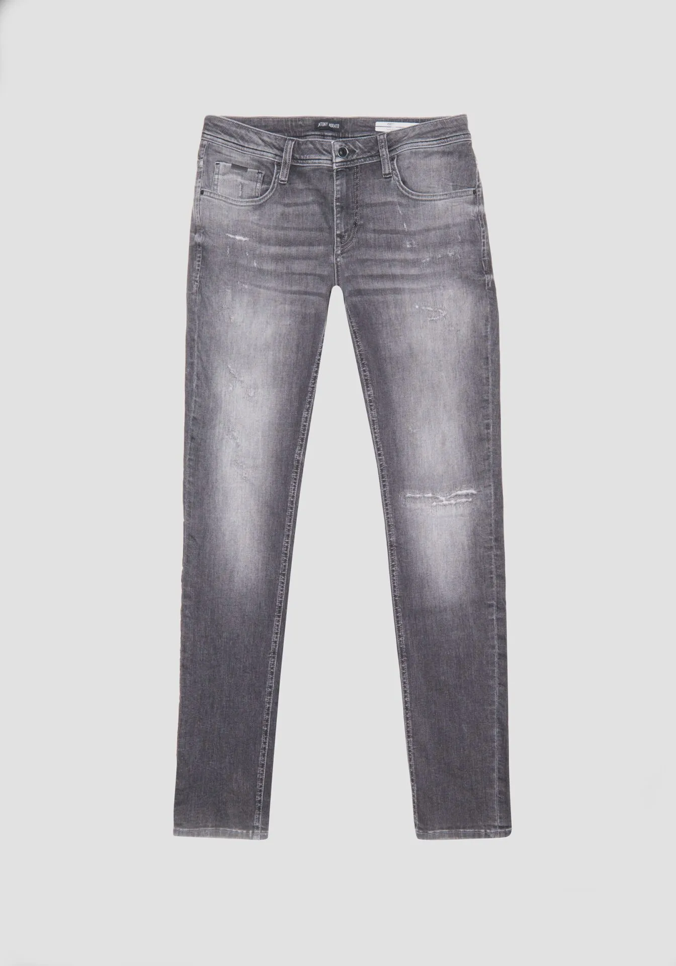 AM Jeans Ozzy Tapered Fit In Powe MMDT00241-FA750430-9000-1-W01686