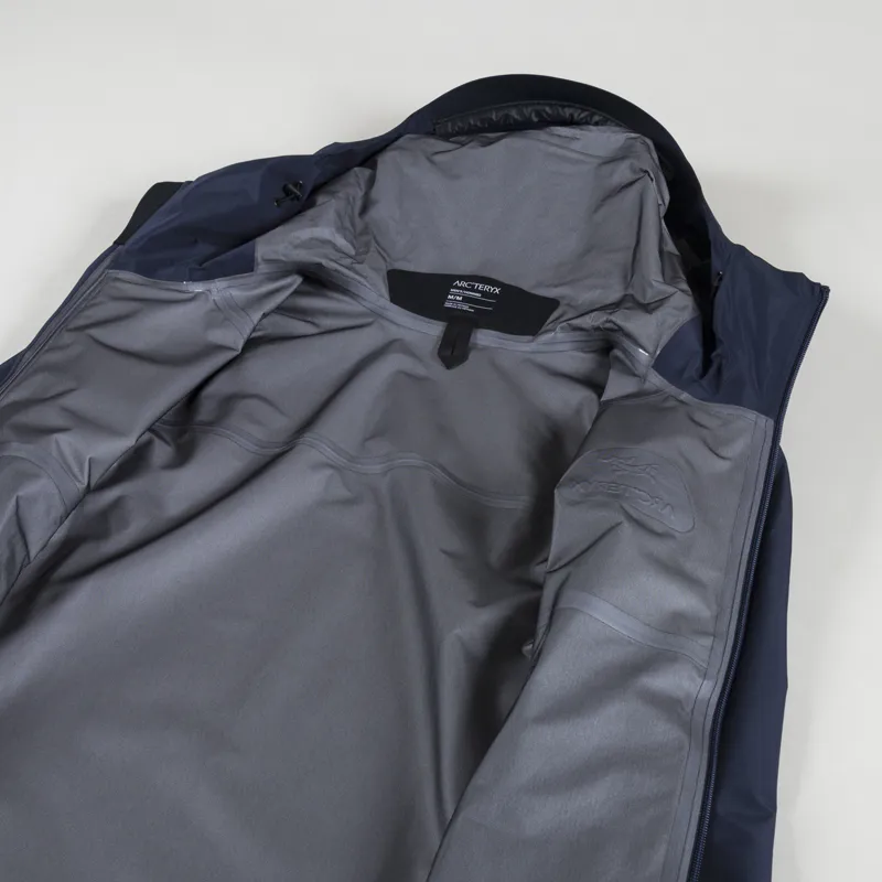 Arc'teryx Beta LT GORE-TEX Jacket Black Sapphire