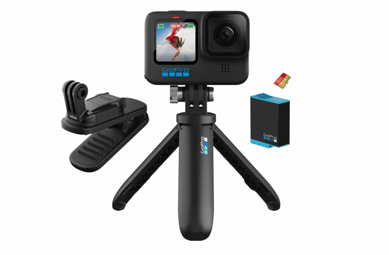 GOPRO HERO10 Black CAMERA+ Accessories Bundle (CHDSB-102-CN)