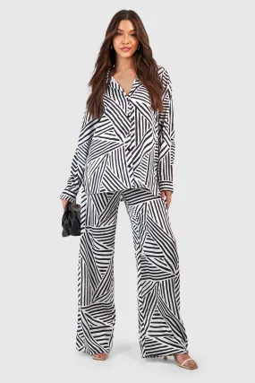 Mono Abstract Print Relaxed Fit Wide Leg Pants