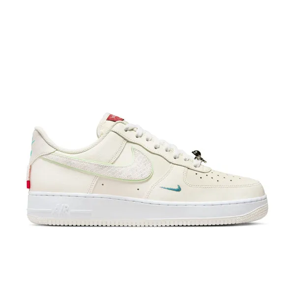 Nike Air Force 1 07, SAIL/VAPOR GREEN-WHITE-UNIVERSITY RED