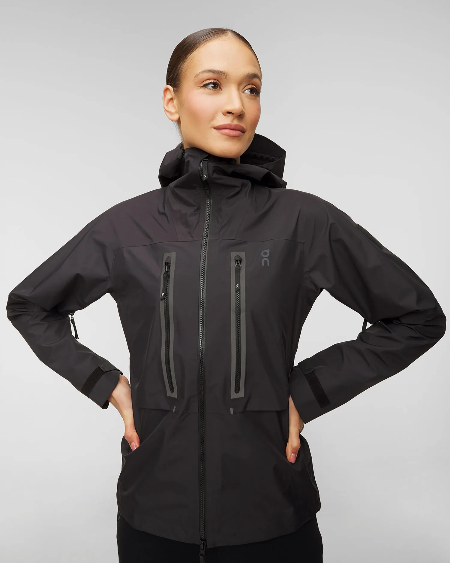 ON RUNNING Storm women’s jacket 29900748-black