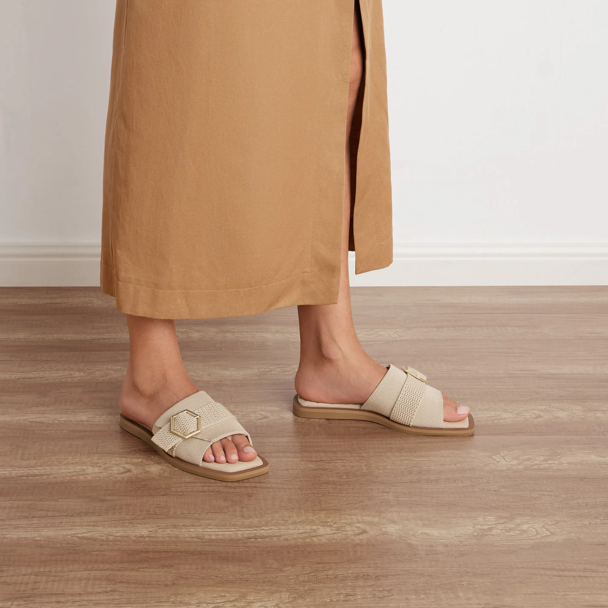   Pillow Top Slide Sandal (Micah)