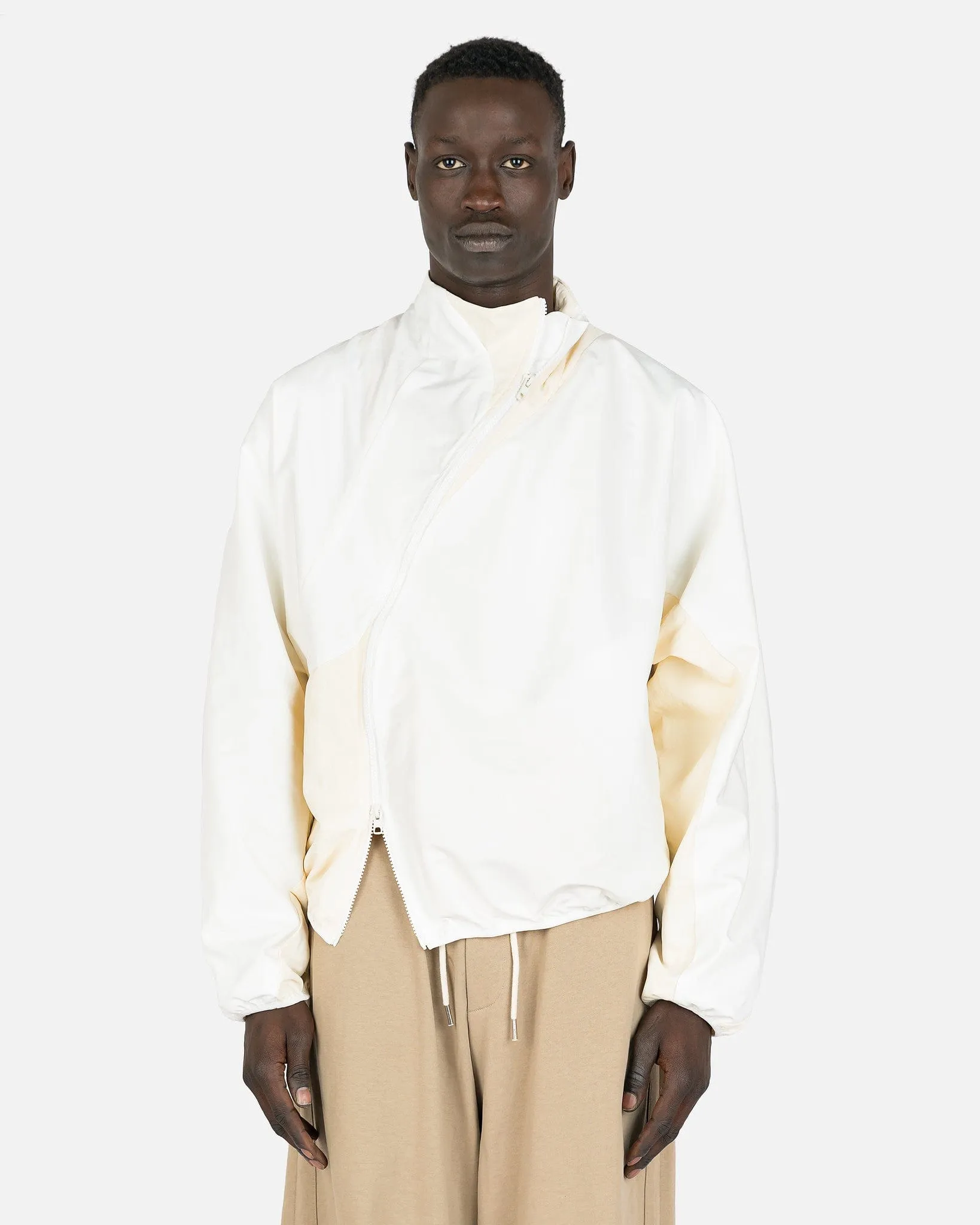 POST ARCHIVE FACTION (P.A.F) 4.0+ Technical Jacket Right in White