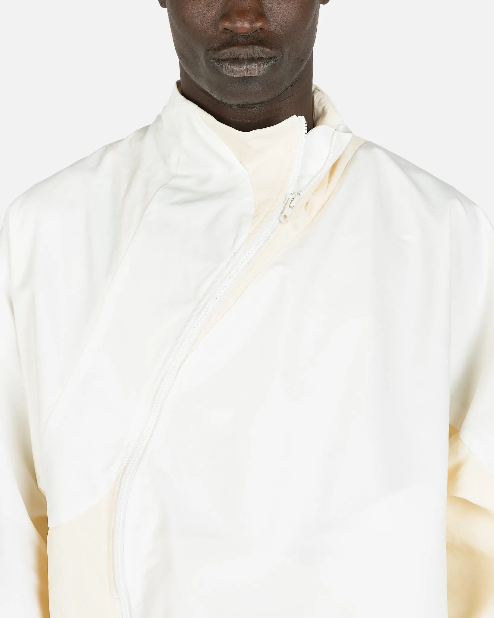 POST ARCHIVE FACTION (P.A.F) 4.0+ Technical Jacket Right in White