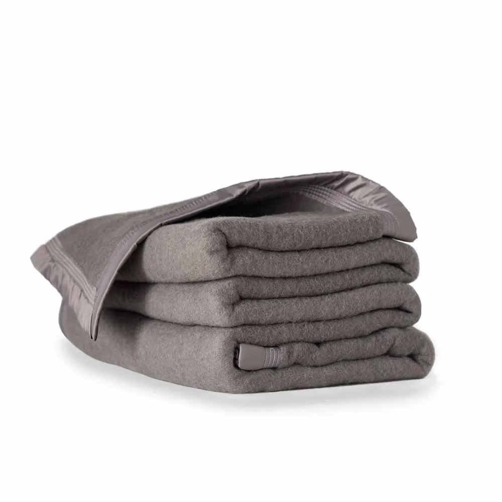 Poyet Motte Aurora Super Heavyweight Wool Blanket - Twin