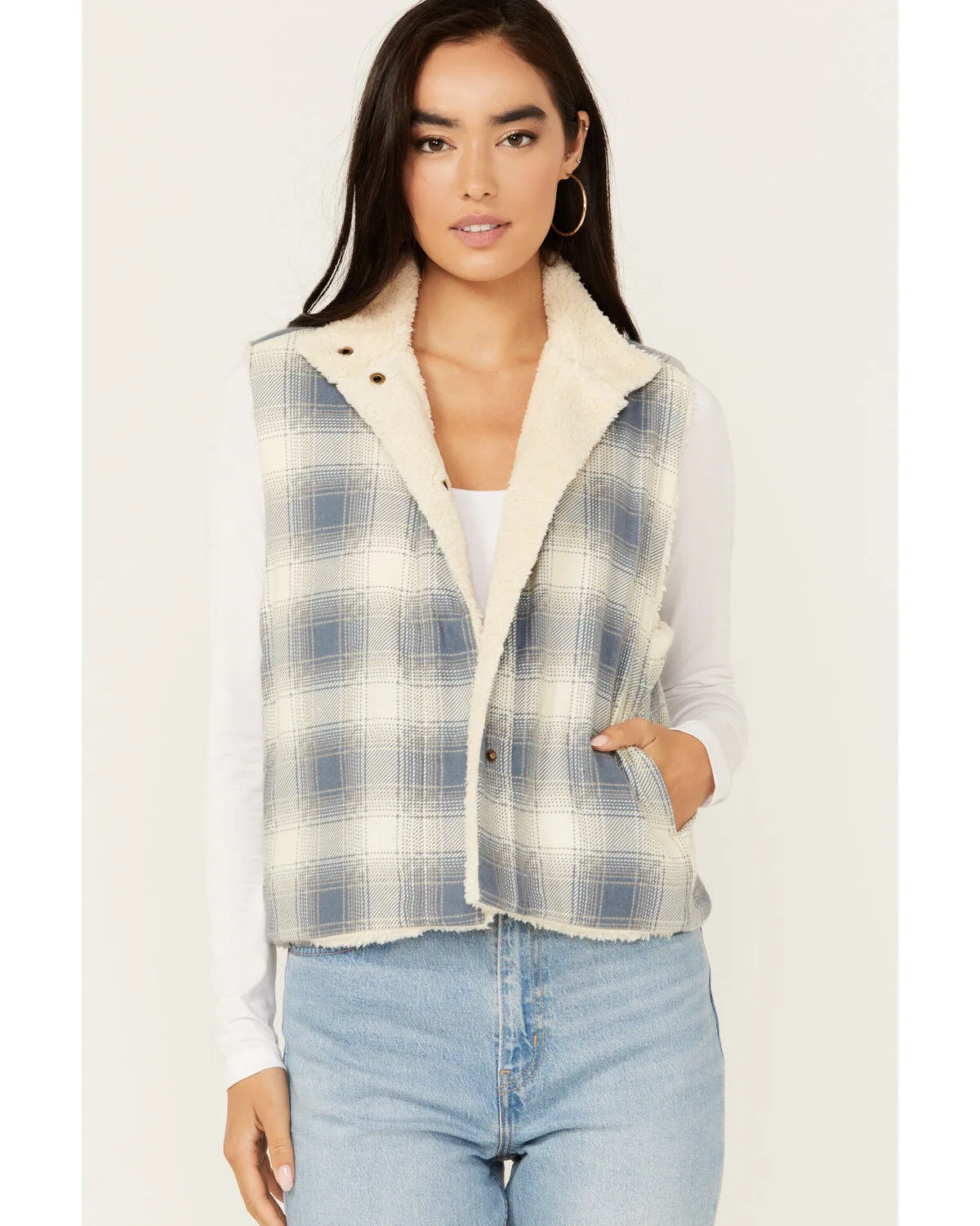 Product Name:  Cleo + Wolf Women's Alice Reversible Sherpa and Plaid Vest