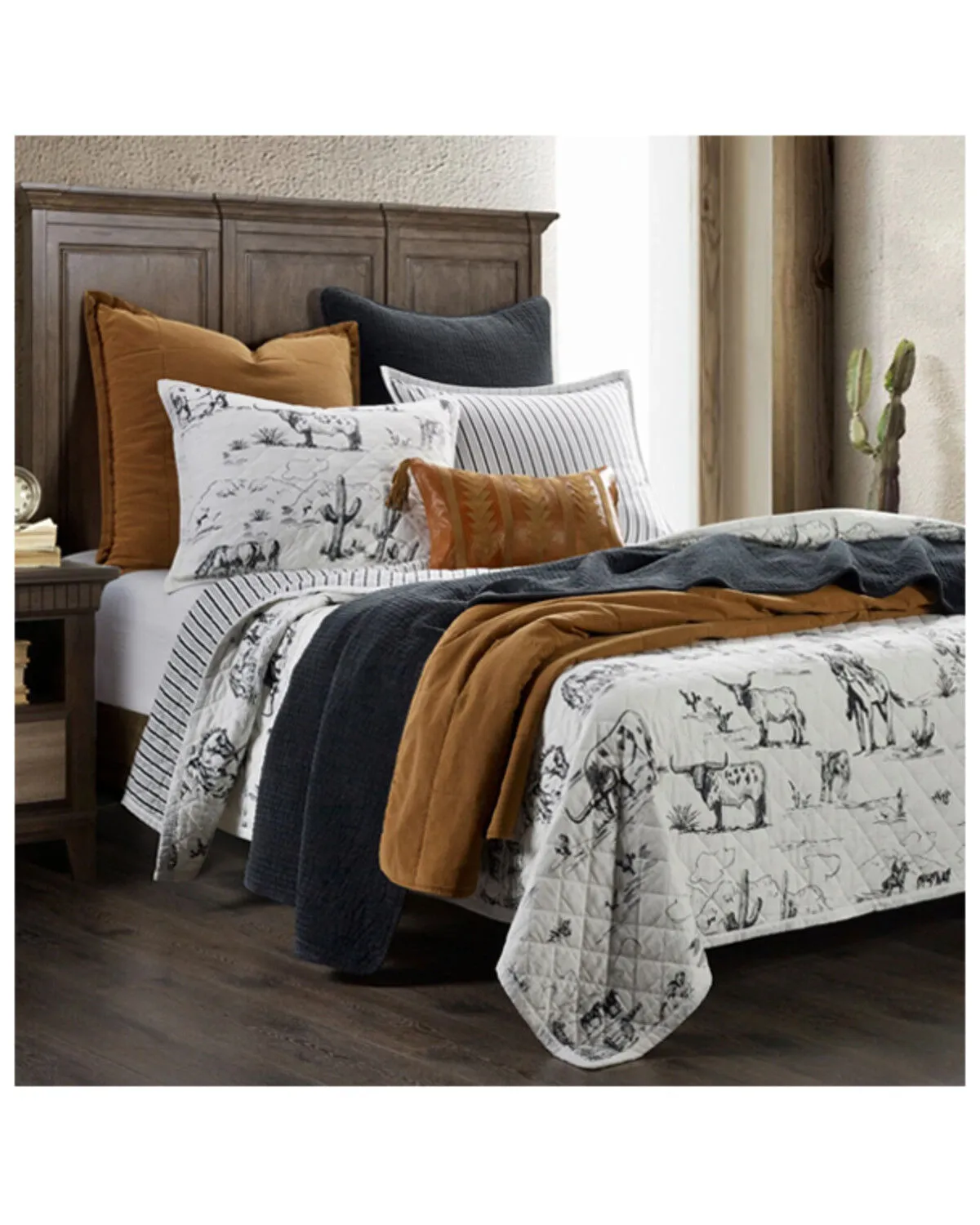 Product Name:  HiEnd Accents Black Ranch Life Western Toile Reversible 3-Piece Full/Queen Quilt Set