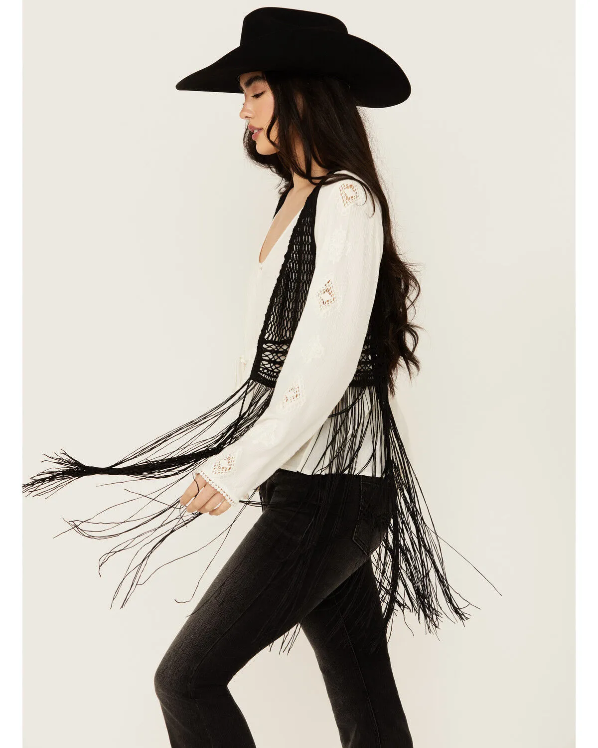 Product Name:  Idyllwind Women's Hawls Crochet Fringe Vest