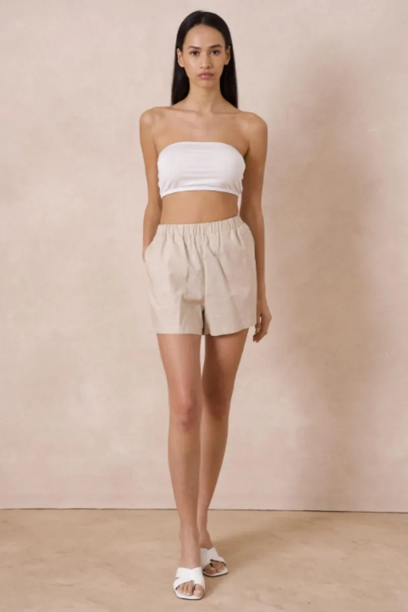 Sandi Shorts | Beige | Shorts fra Avery