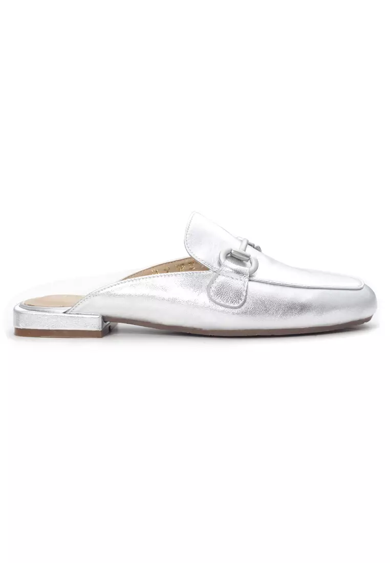 Shu Talk Amaztep Nappa Leather with Metal Buckle Mules