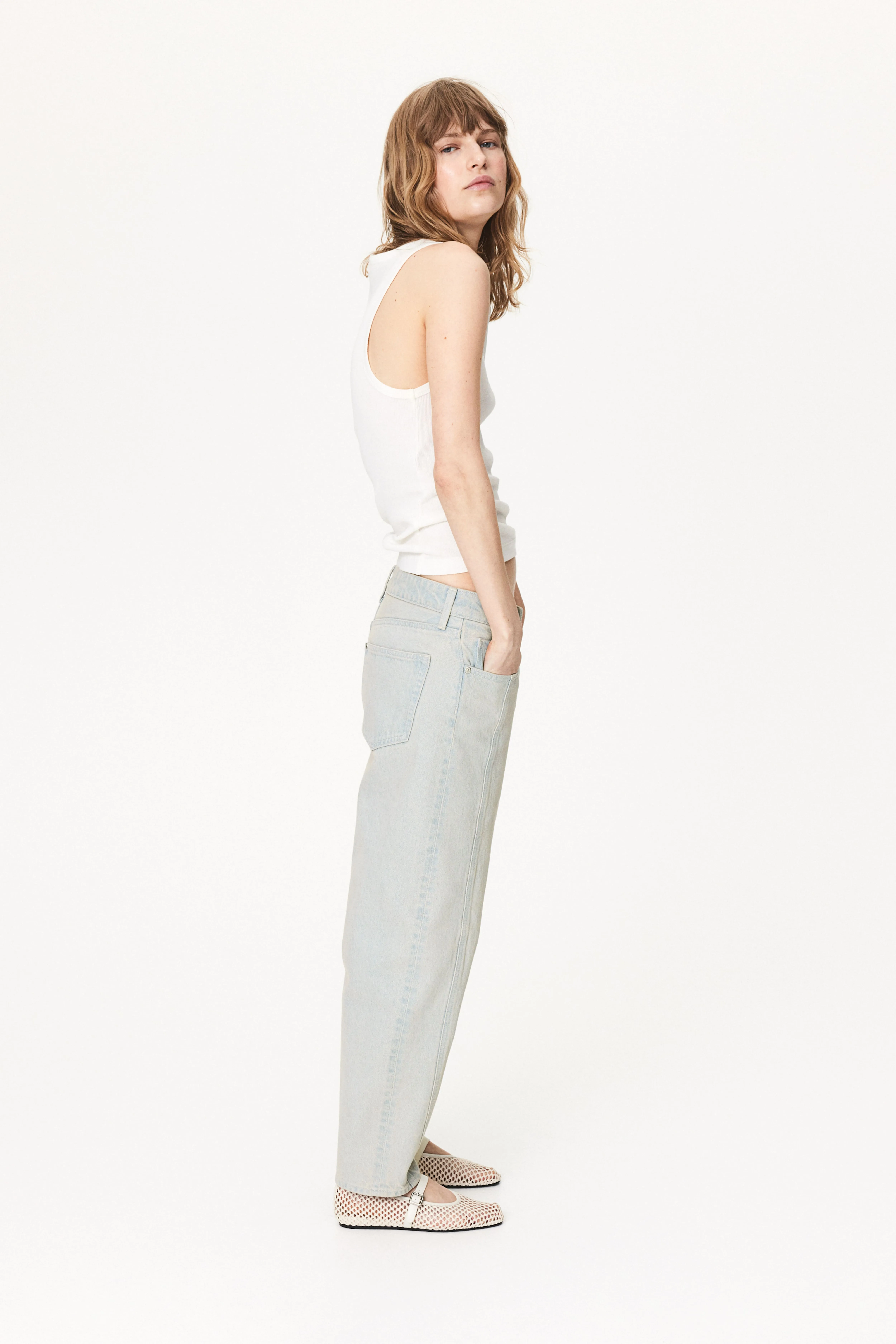 Super Barrel Regular Jeans - Regular waist - Long - Pale denim blue - Ladies | H&M GB