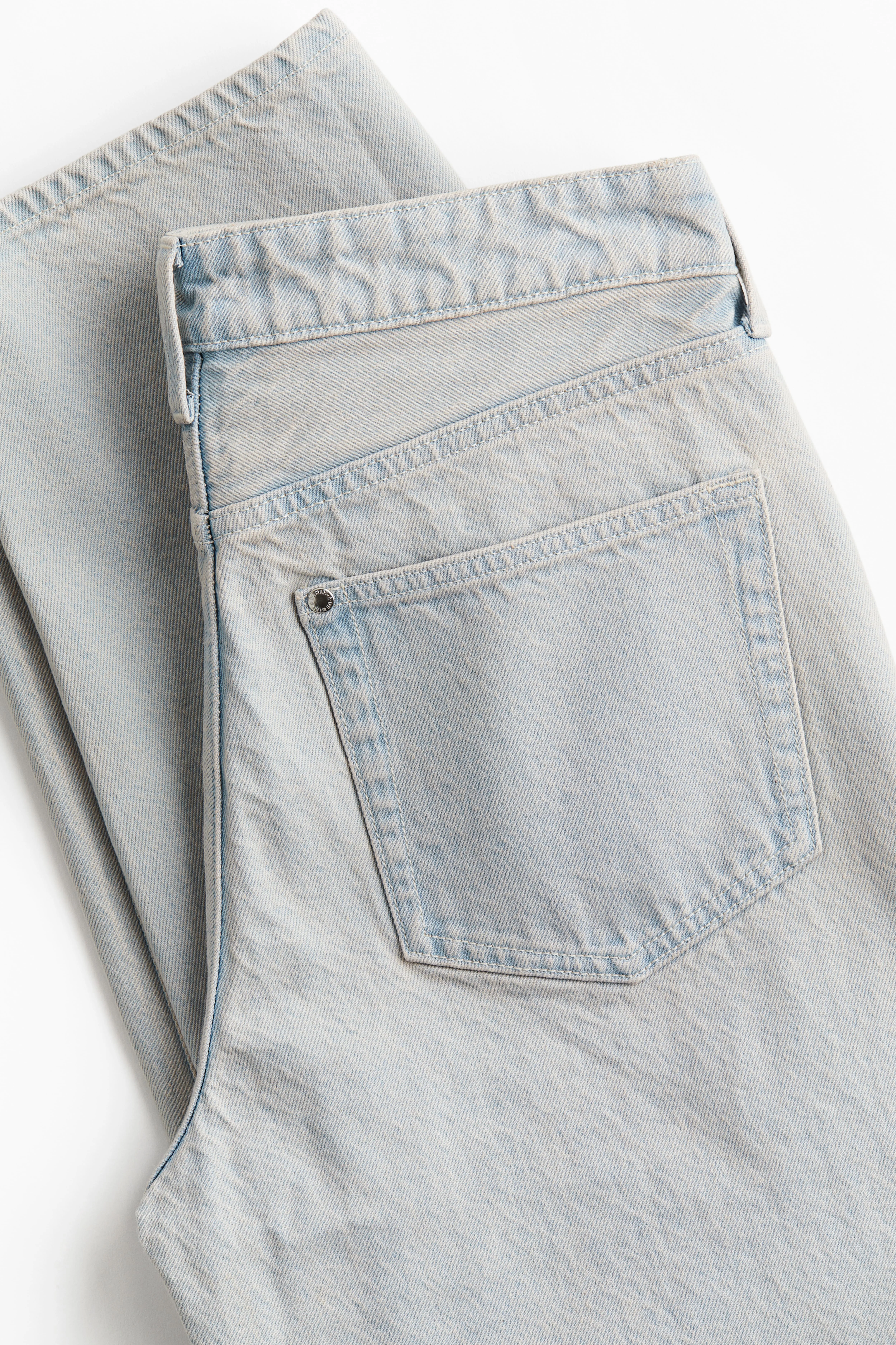 Super Barrel Regular Jeans - Regular waist - Long - Pale denim blue - Ladies | H&M GB