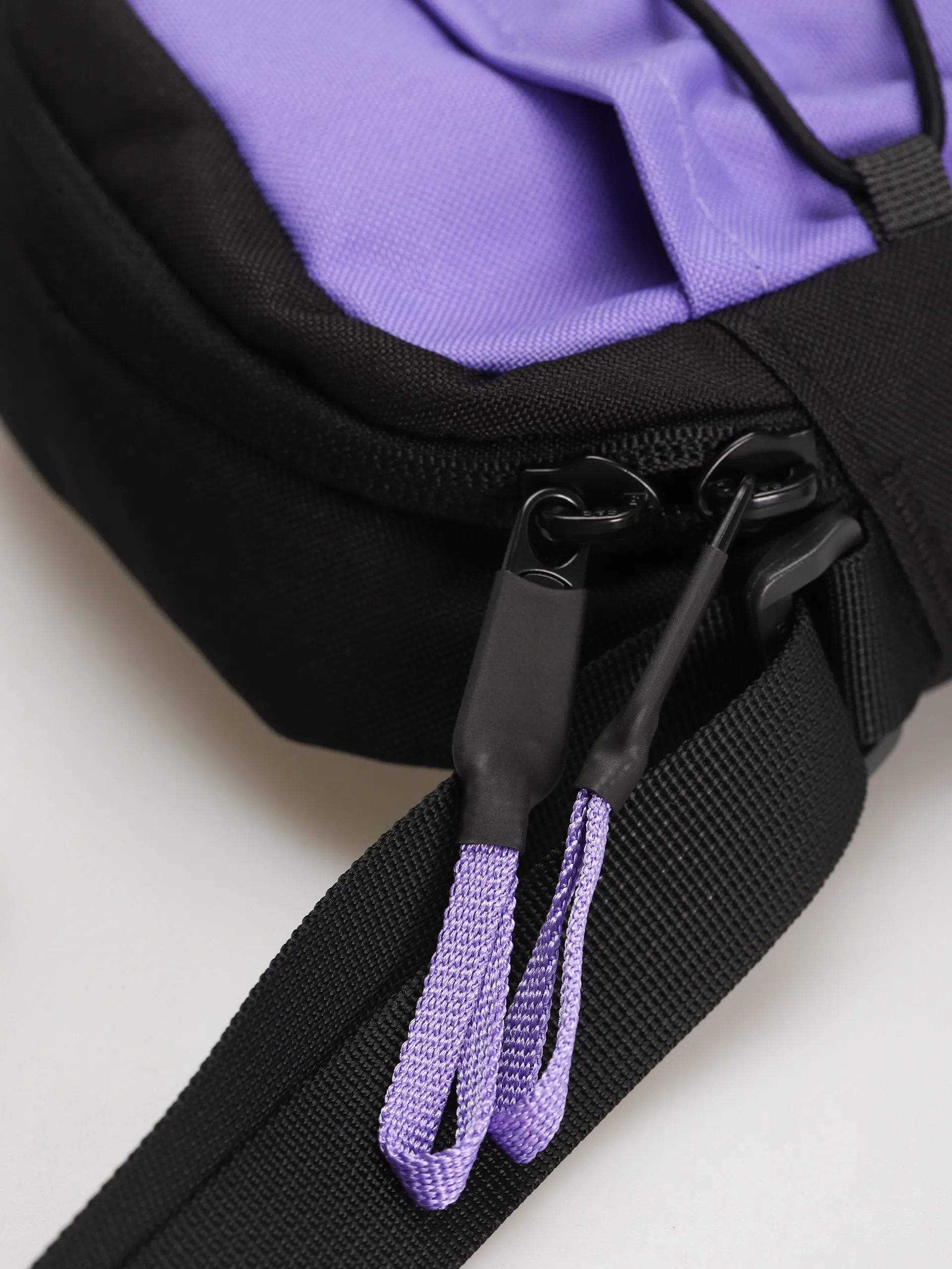 The North Face Jester Crossbody Bag (optic violet/tnf black)