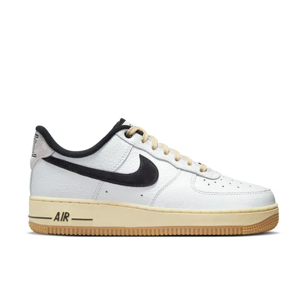 WMNS Nike Air Force 1 07 LX, SUMMIT WHITE/BLACK-MUSLIN