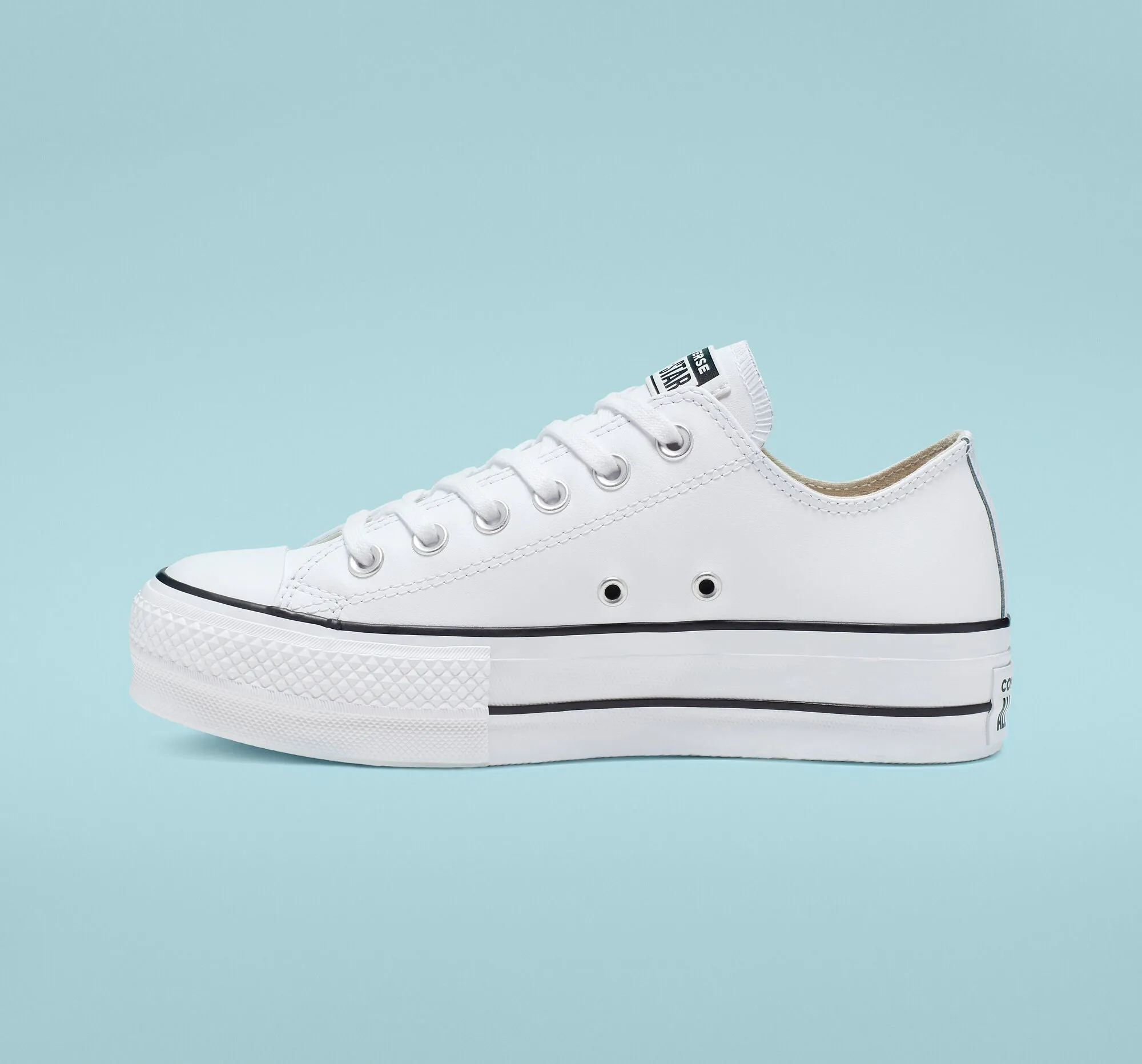 Women's Converse Leather Platform Chuck Taylor All Star Low Shoes White